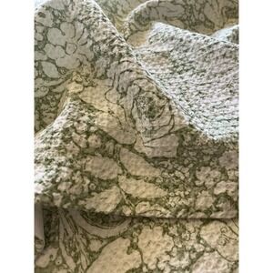 Crown & Ivy King Shams Pillow Covers Set Lot 2 Green White Floral Waffle Weave